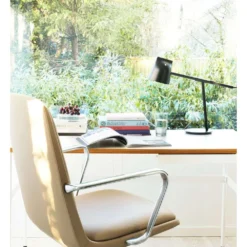 Momento Tafellamp Zwart - Normann Copenhagen - Koop Online -Woonverlichting Winkel 2022 Off Armchair Lo20.nto Table Lamp Black