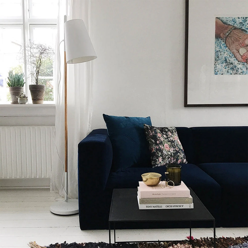 Hideout VloerLamp Wit - Frandsen - Koop Online 2 Hideout VloerLamp Wit - Frandsen - Koop Online - Afbeelding 2